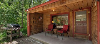 Cabin On The River, Pet-Friendly, Great Fishing!