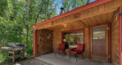 Cabin On The River, Pet-Friendly, Great Fishing!