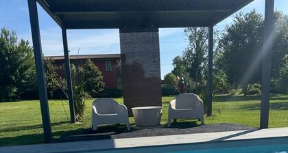 TV165 Villa Francesca. Villa with new pool and well-kept garden. Dream home.