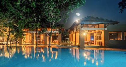 LUXTORI Arugambay