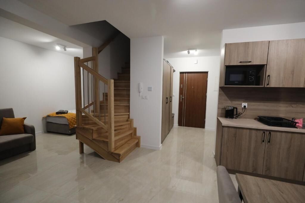 Laptop workspace, iron/ironing board, free WiFi, bed sheets