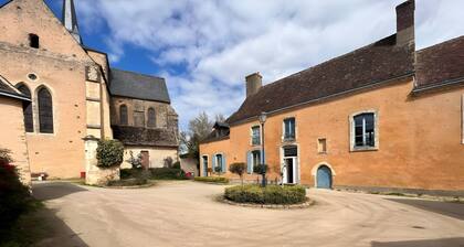 Apartment in Saint-mars-sous-ballon