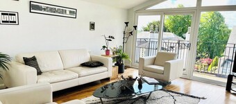 4-bed Seaside Dream House - Sleeps 8 & Parking