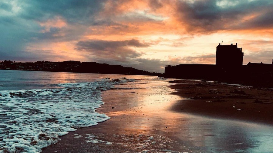 4-bed Seaside Dream House - Sleeps 8 & Parking