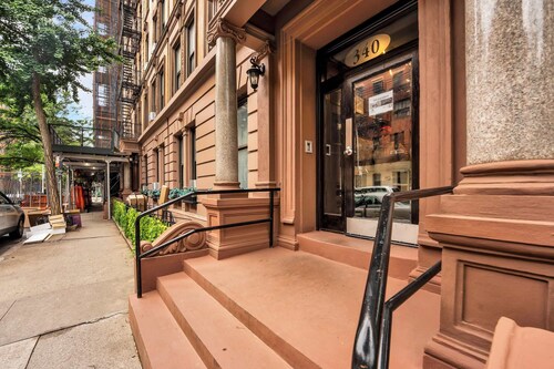 Gramercy Park Newly Renovated Spacious 2BR/2BA
