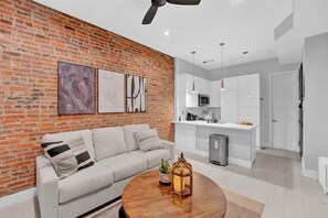 Fernseher, Arbeitsbereiche