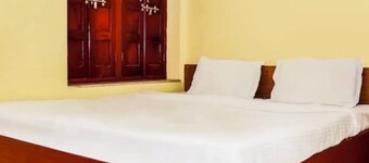 HOTEL BHANWAR VILAS