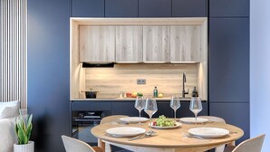 Dining - Beautiful apartment for 4 people with WIFI, A/C, TV and balcony (Pula)