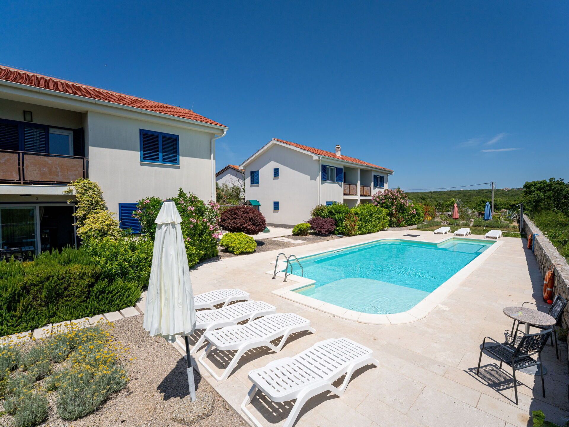 Swimming Pool, Estate, Resort, Villa, Eco Hotel, Farmhouse, Hotel, Outdoor Furniture, Resort Town, Sunlounger