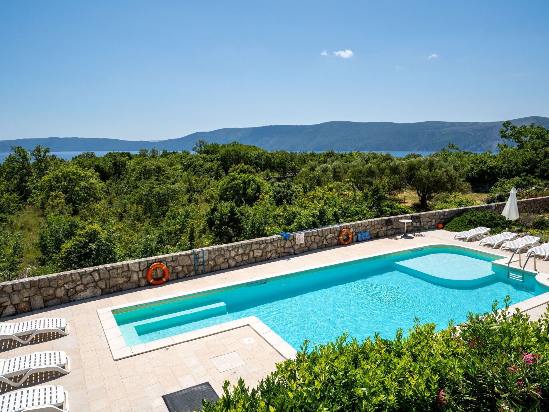 Blue, Swimming Pool, Resort, Garden, Eco Hotel, Farmhouse, Landscaping, Outdoor Furniture, Villa, Tropics