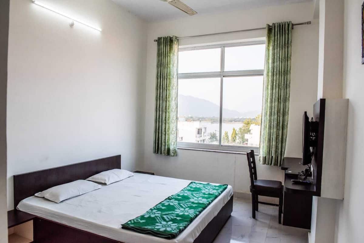 Chambre Standard double | Bureau, accĂšs au Wi-Fi (inclus)