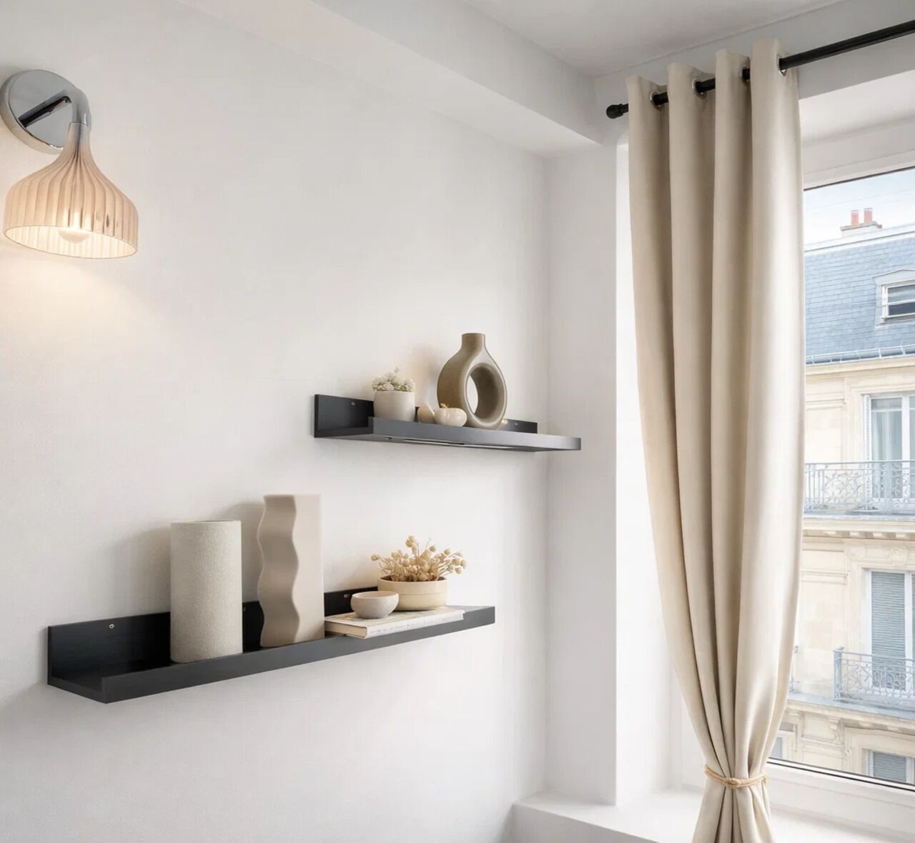 Apartamento, vista para o pátio | Área de estar | Smart TV 80 cm com canais digitais