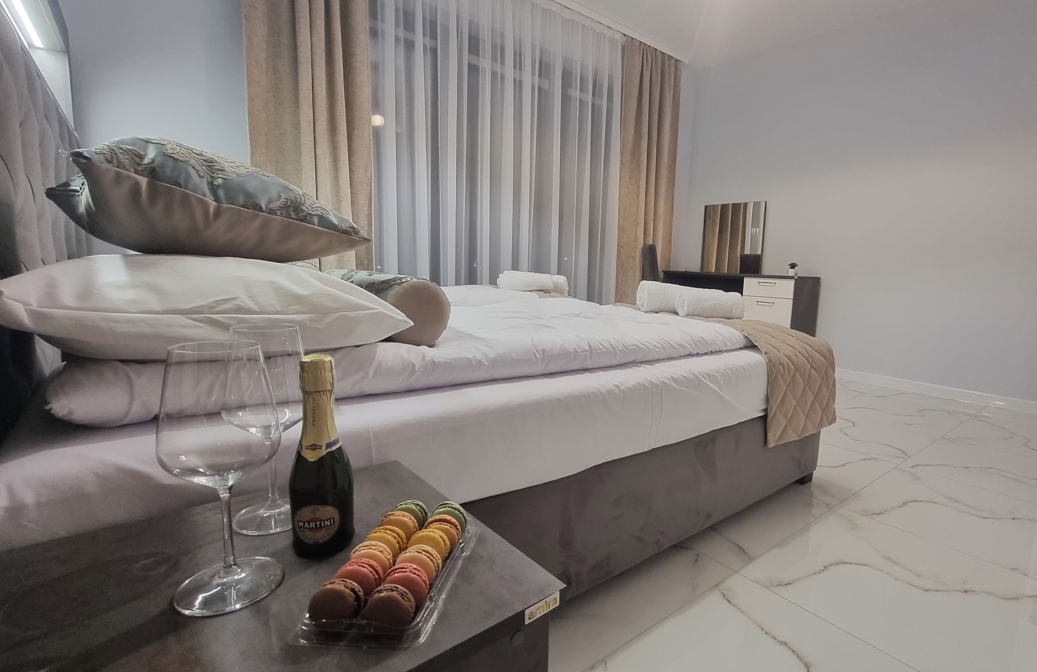 Superior-huoneisto, parveke | Työpöytä, kannettavalle tietokoneelle sopiva työtila