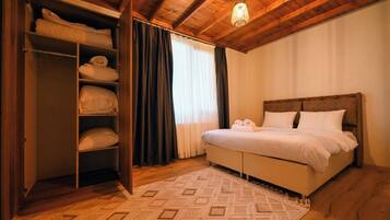 3 Schlafzimmer, Bügeleisen/Bügelbrett, WLAN, Bettwäsche