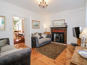 Living area - 157 Watling Street South (Church Stretton)