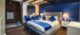 The Courtyard Lodge 11 Rooms