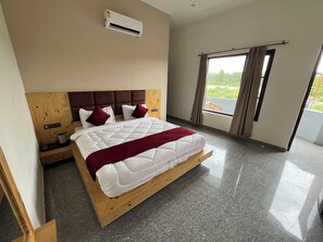 디럭스 더블룸, 발코니, 강 전망 | 무료 WiFi