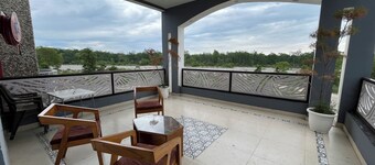 River Home Stay
