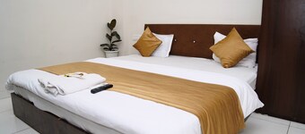 德夫什里宮酒店