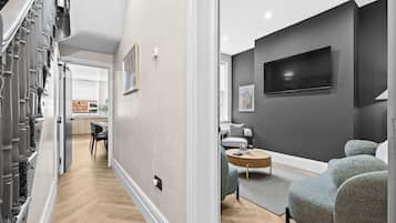 Televisión, oficina