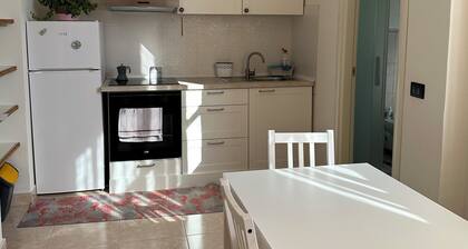 A stone's throw from the sea II - lovely three-room apartment in Locri