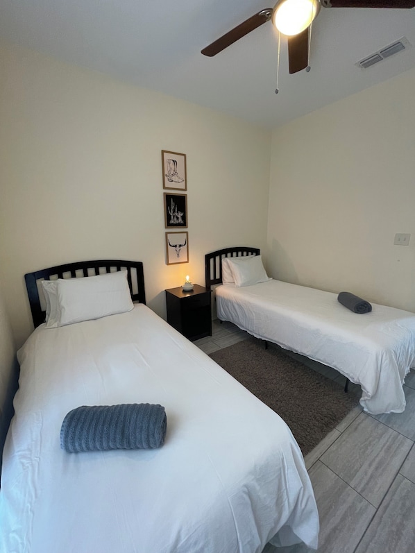 2 bedrooms, WiFi, bed sheets