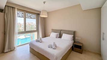 Stellar 1BDR @ Mangroovy | Free Pool & Beach Access (M1-6A-22) | 17 Schlafzimmer, laptopgeeigneter Arbeitsplatz, Bügeleisen/Bügelbrett