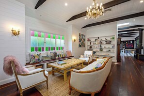 Interior - Luxury Estate, Pool & Pet Friendly l Nova Escapes (Bangalow)