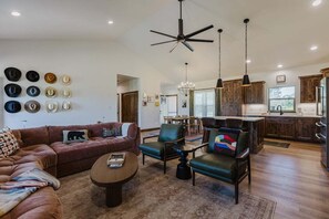 Smart-TV, peis og PC-skjermer