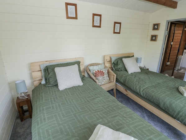 1 غرفة نوم وبديكورات فريدة لكل غرفة وطراز فريد لكل وحدة