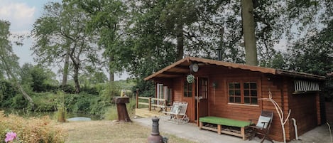 Cottage | Property grounds