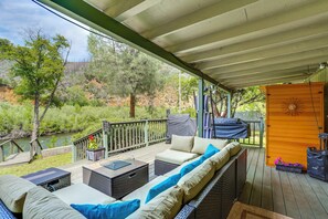 House (4 Bedrooms) | Interior - Scenic Riverfront Escape w/ Sauna in Junction City (Junction City)