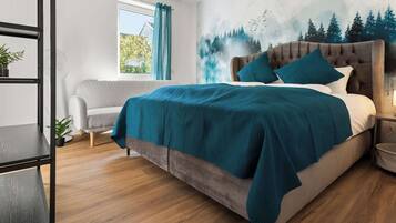 2 habitaciones, escritorio, tabla de planchar con plancha y wifi