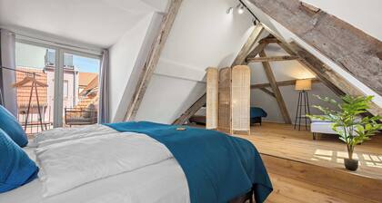 LiT LiVing: Luxus â Box SprIng â Balkon â Parkplatz