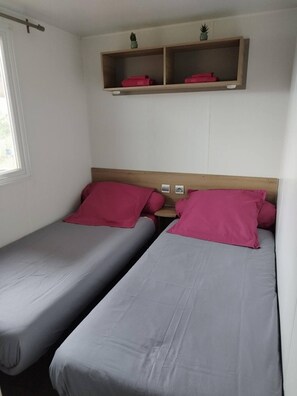 3 chambres, fer et planche Ă repasser, lit parapluie, Wi-Fi gratuit