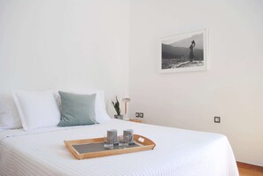 1 bedroom, iron/ironing board, travel crib, WiFi