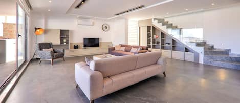Smart TV, video games, ping pong, books
