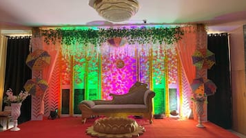 Banquet hall