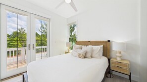 1 bedroom, free WiFi, bed sheets - Graytful Loft 145–Private Beach Access–Sleeps 2 (Santa Rosa Beach)