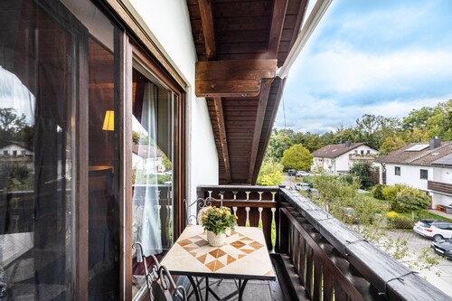 Holiday Apartment 'Freudenthal Bernried' with Balcony and Wi-Fi