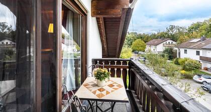 Holiday Apartment 'Freudenthal Bernried' with Balcony and Wi-Fi