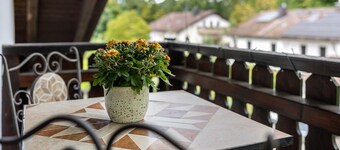 Holiday Apartment 'Freudenthal Bernried' with Balcony and Wi-Fi