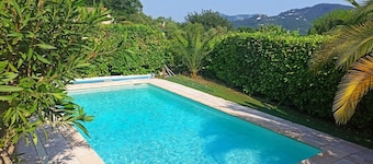 Detached house, private pool, breathtaking view of the Esterel,