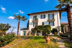 Family Villa, 4 Bedrooms, Balcony (Villa La Rocca: Mountain and Lake) | Exterior