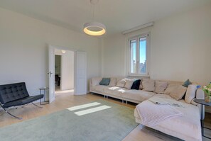 Living room - Villa La Rocca (Taino)