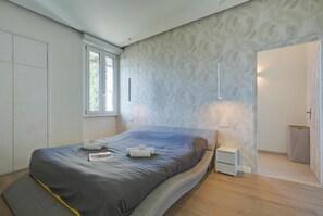 Family Villa, Multiple Bedrooms (Villa La Rocca Mountain and Lake View) | 4 bedrooms, iron/ironing board, free WiFi, bed sheets - Villa La Rocca (Taino)