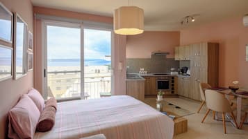 1 chambre, fer et planche Ă repasser, Wi-Fi, draps fournis