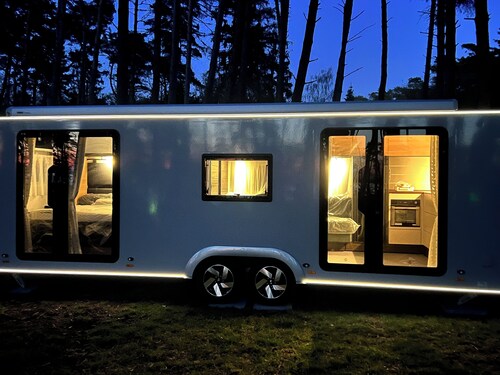 Luxuswohnwagen 5 mit Whirlpool direkt am Achterwasser -Ferienhäuser Insel Usedom