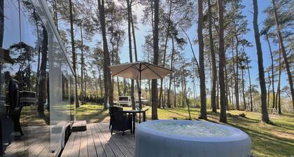 Luxury caravan 5 with whirlpool directly on the Achterwasser -holiday homes island Usedom