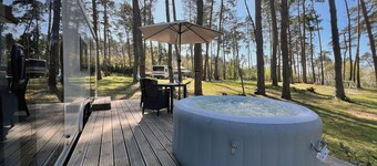 Luxury caravan 5 with whirlpool directly on the Achterwasser -holiday homes island Usedom